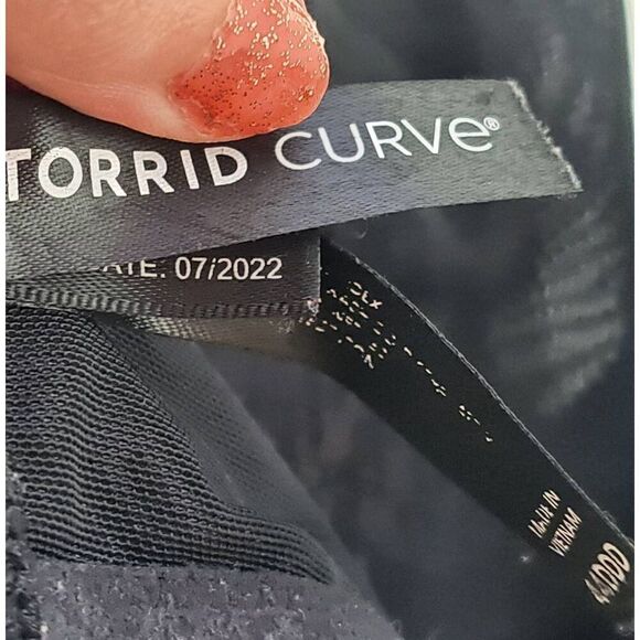 Torrid Women's Plus Size Dream Wire-Free Bra in Hygge Plaid Blue size 44 DDD - Picture 6 of 7